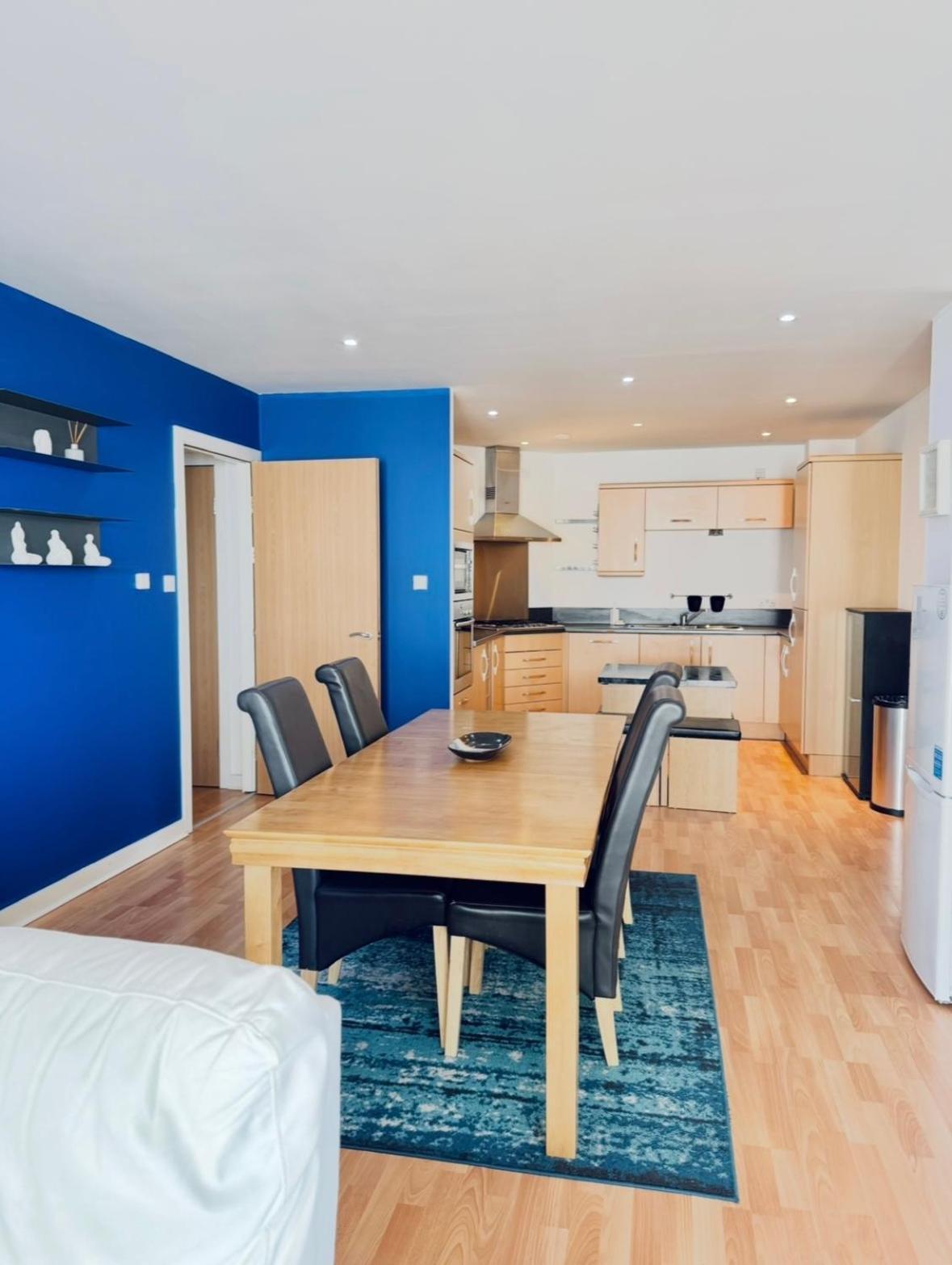 Modern Two Bedroom Apartments EDI Exterior foto