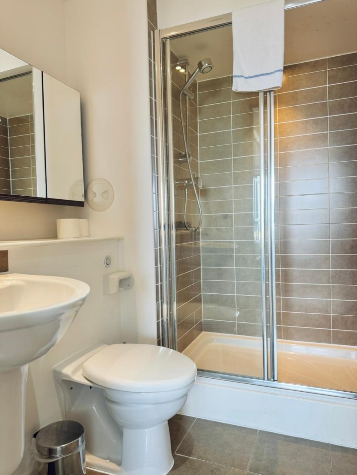 Modern Two Bedroom Apartments EDI Exterior foto