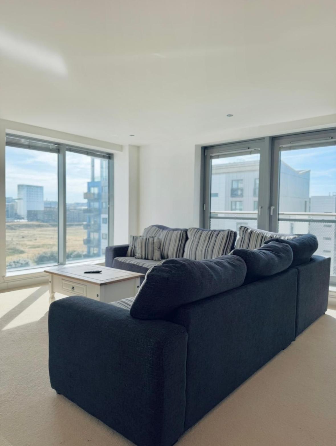 Modern Two Bedroom Apartments EDI Exterior foto